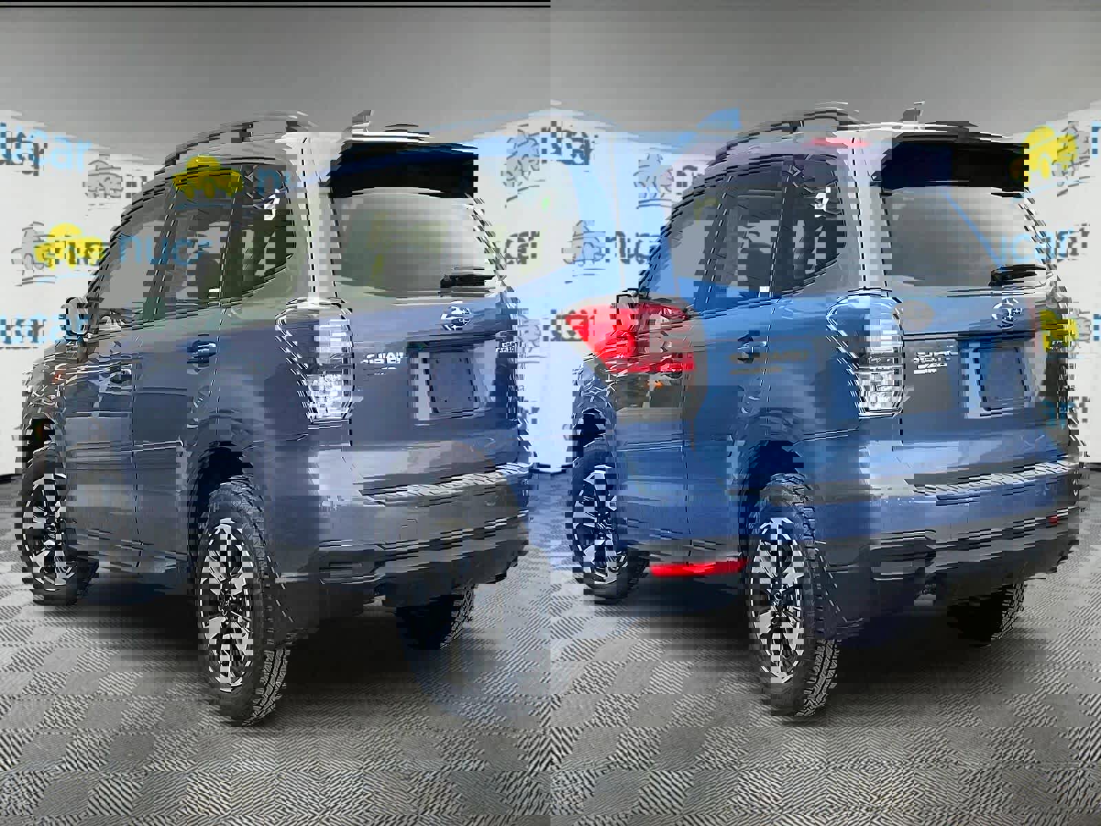 Used 2018 Subaru Forester 2.5i Premium w/ All-Weather Package image 4