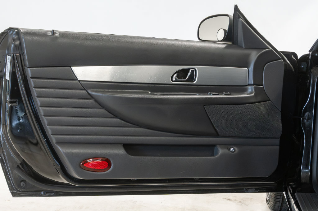 Used 2002 Ford Thunderbird RWD image 8