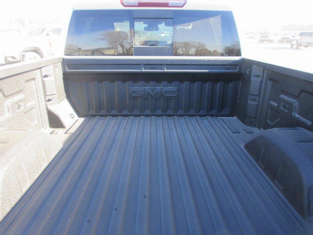 New 2026 GMC Sierra 1500 SLT w/ SLT Premium Plus Package image 6