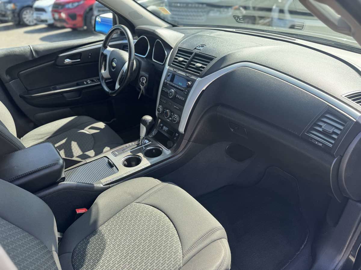 Used 2012 Chevrolet Traverse LT w/ All-Star Edition image 15