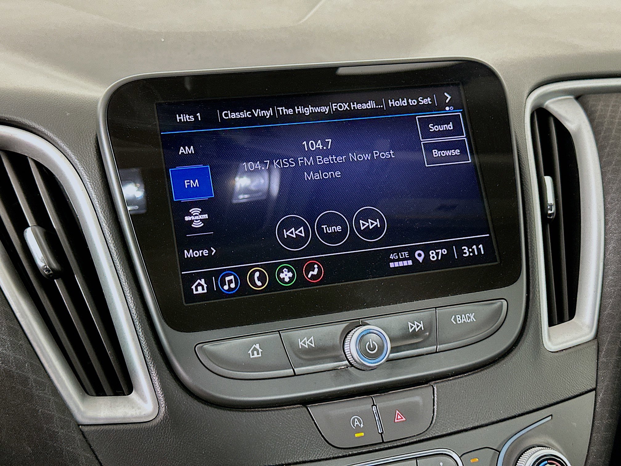 Used 2023 Chevrolet Malibu LT image 19