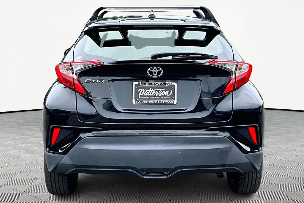 Used 2021 Toyota C-HR LE FWD image 4