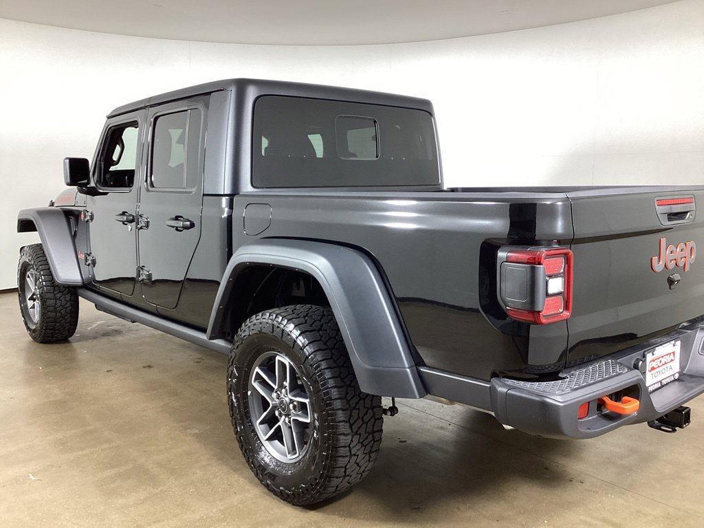 Used 2026 Jeep Gladiator Mojave AWD/4WD image 9