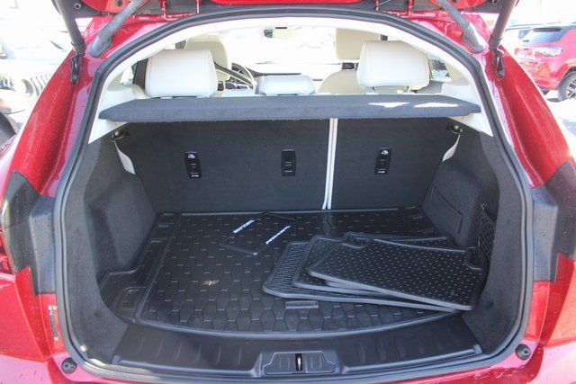 Used 2020 Jaguar E-PACE SE image 24