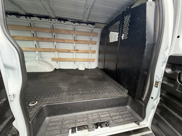 Used 2024 Chevrolet Express 2500 w/ Driver Convenience Package image 35