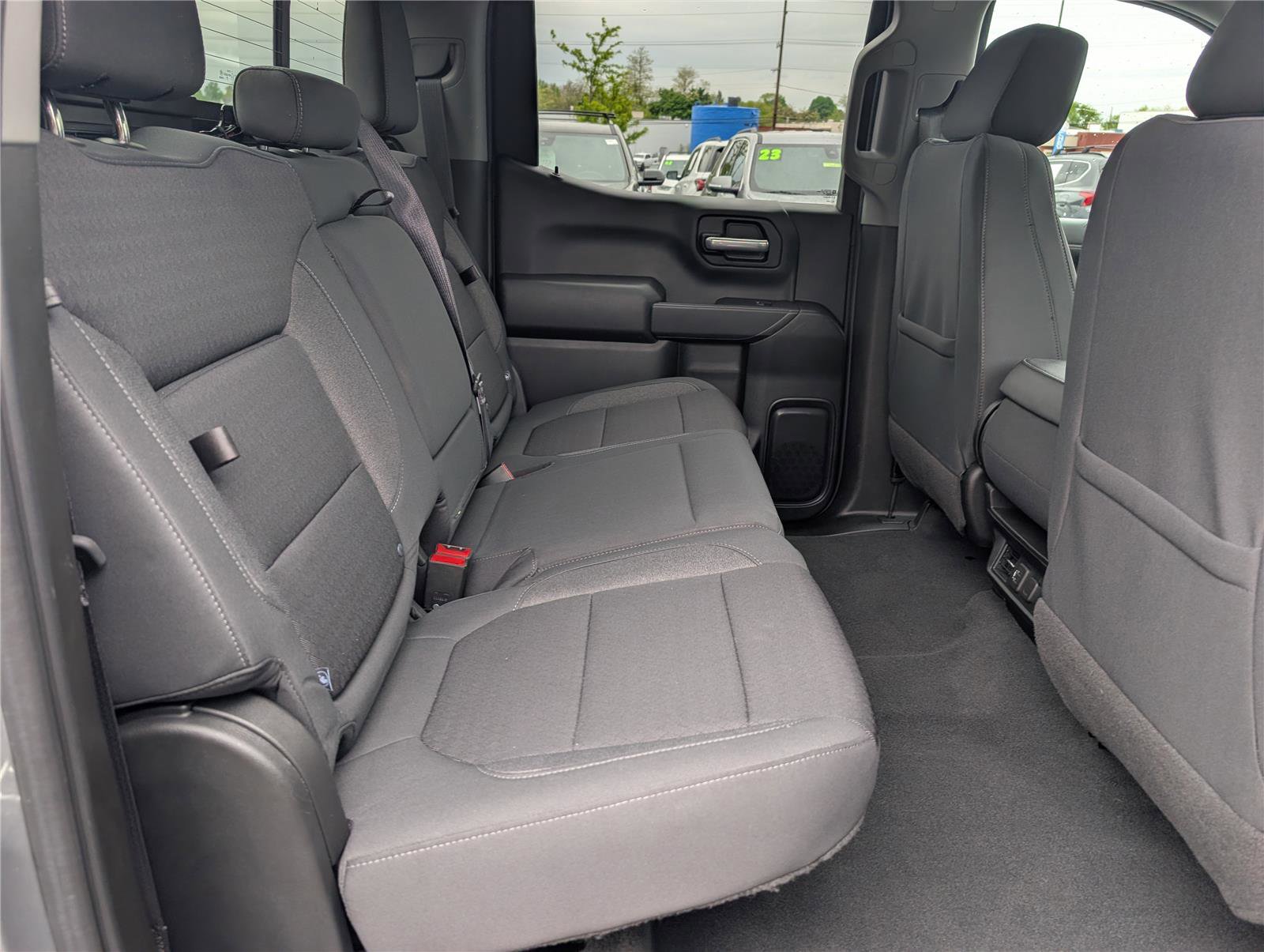 Used 2021 Chevrolet Silverado 1500 LT w/ Convenience Package II AWD/4WD image 12