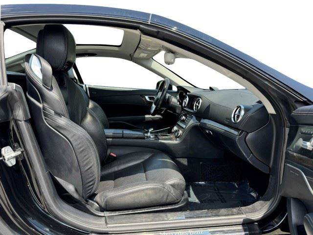 Used 2016 Mercedes-Benz SL 400 image 36