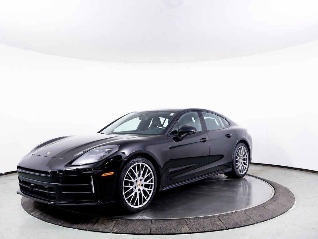 New 2025 Porsche Panamera 4