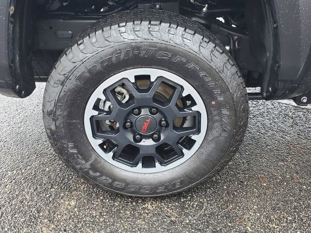 Used 2024 Toyota Tacoma TRD Off-Road image 5