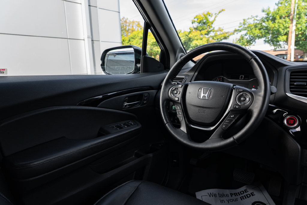 Used 2016 Honda Pilot Elite image 11