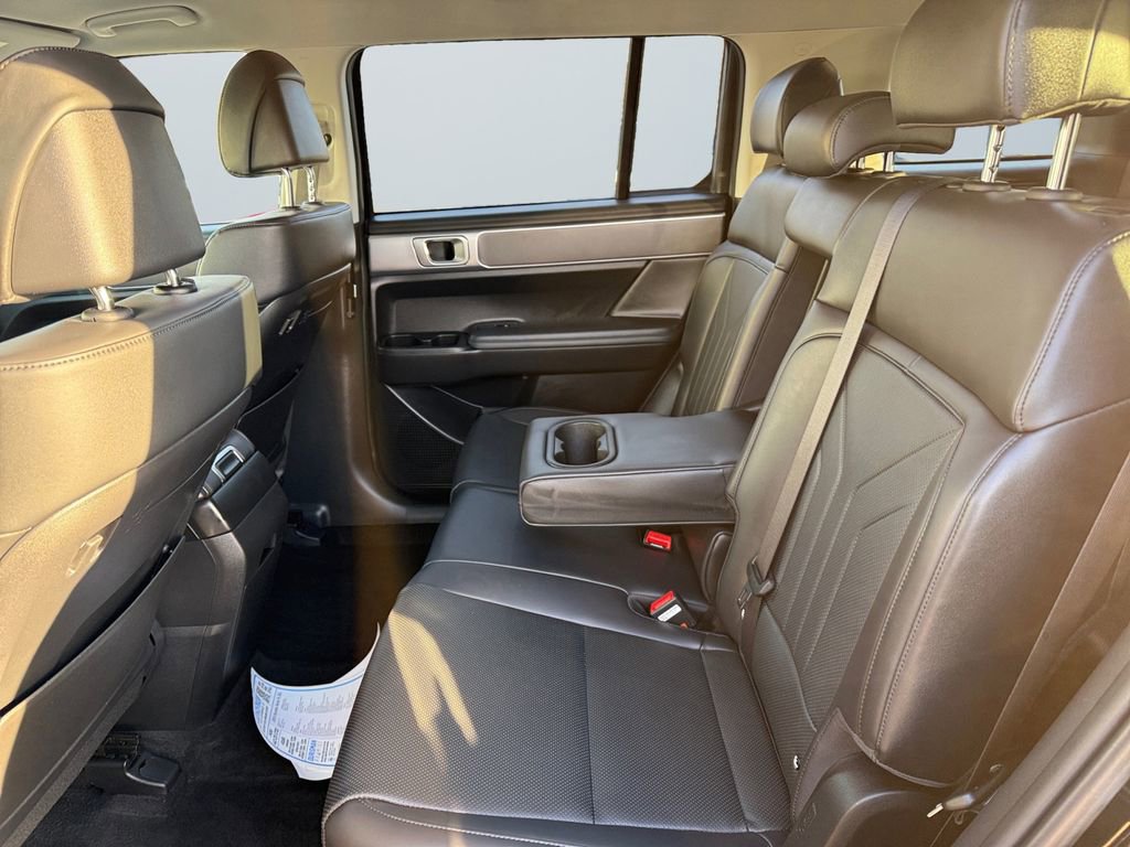 Used 2024 Hyundai Santa Fe SEL image 13