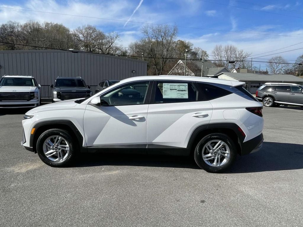 New 2026 Hyundai Tucson SE image 2