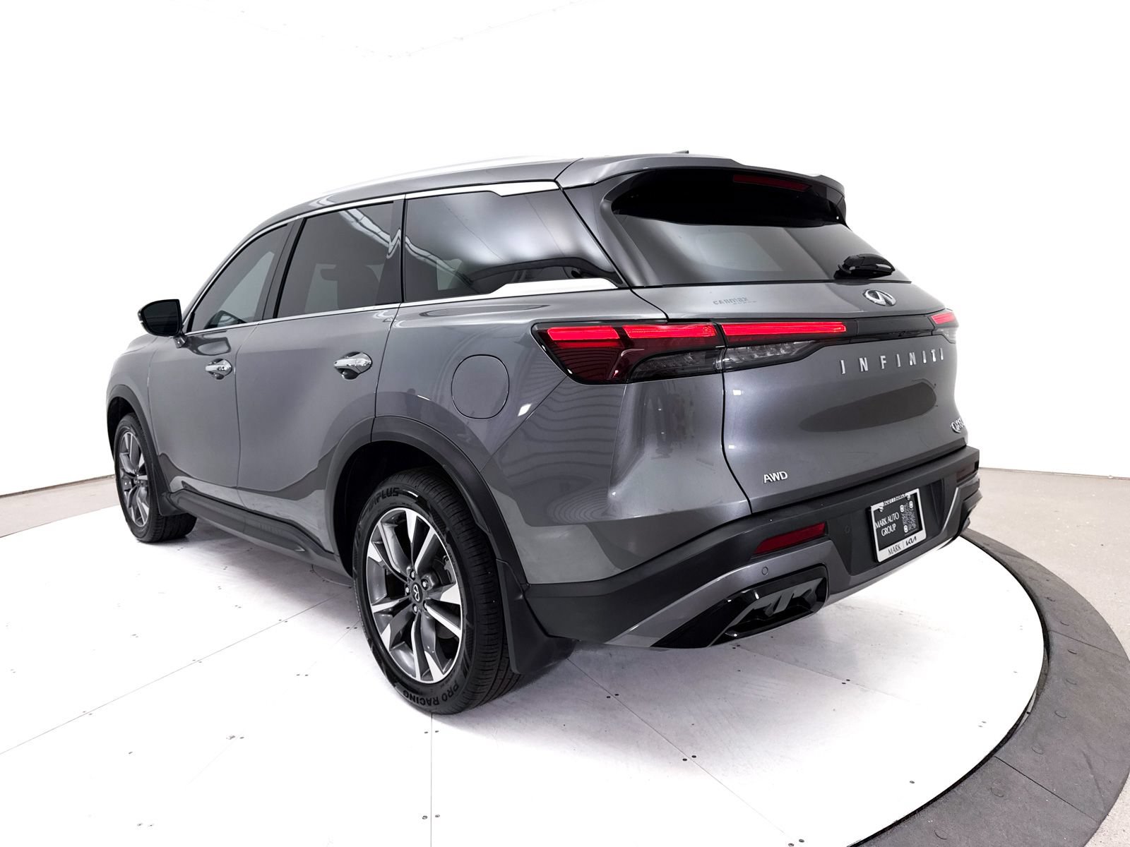 Used 2024 INFINITI QX60 Luxe AWD/4WD image 18
