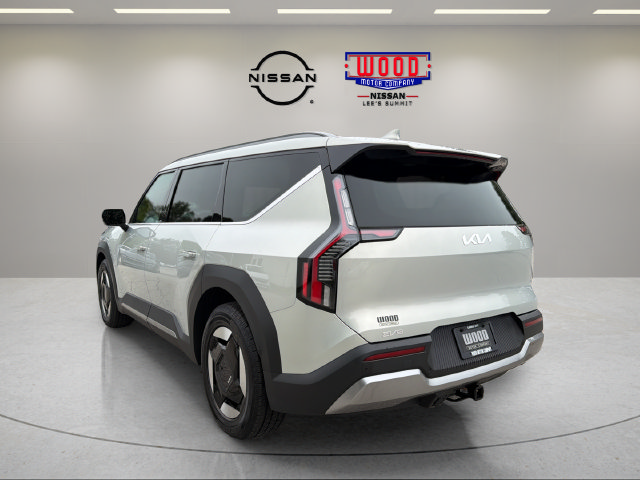 Used 2024 Kia EV9 Wind AWD/4WD image 4