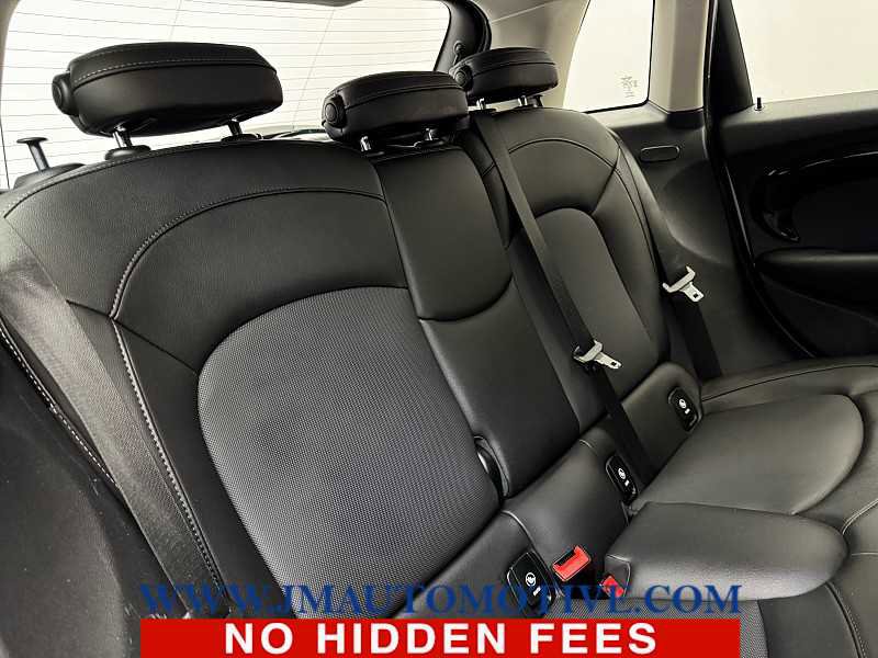 Used 2019 MINI Cooper S w/ Signature Upholstery Package image 20