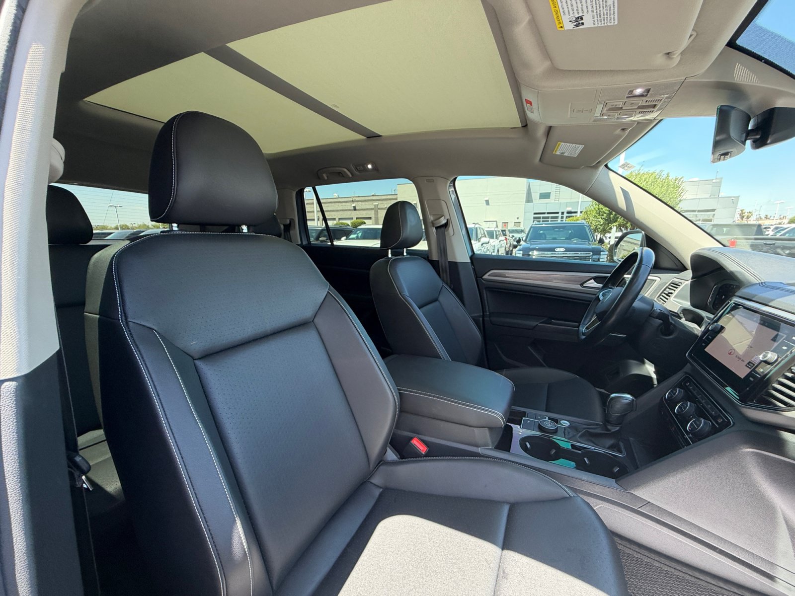 Used 2021 Volkswagen Atlas SEL AWD/4WD image 19