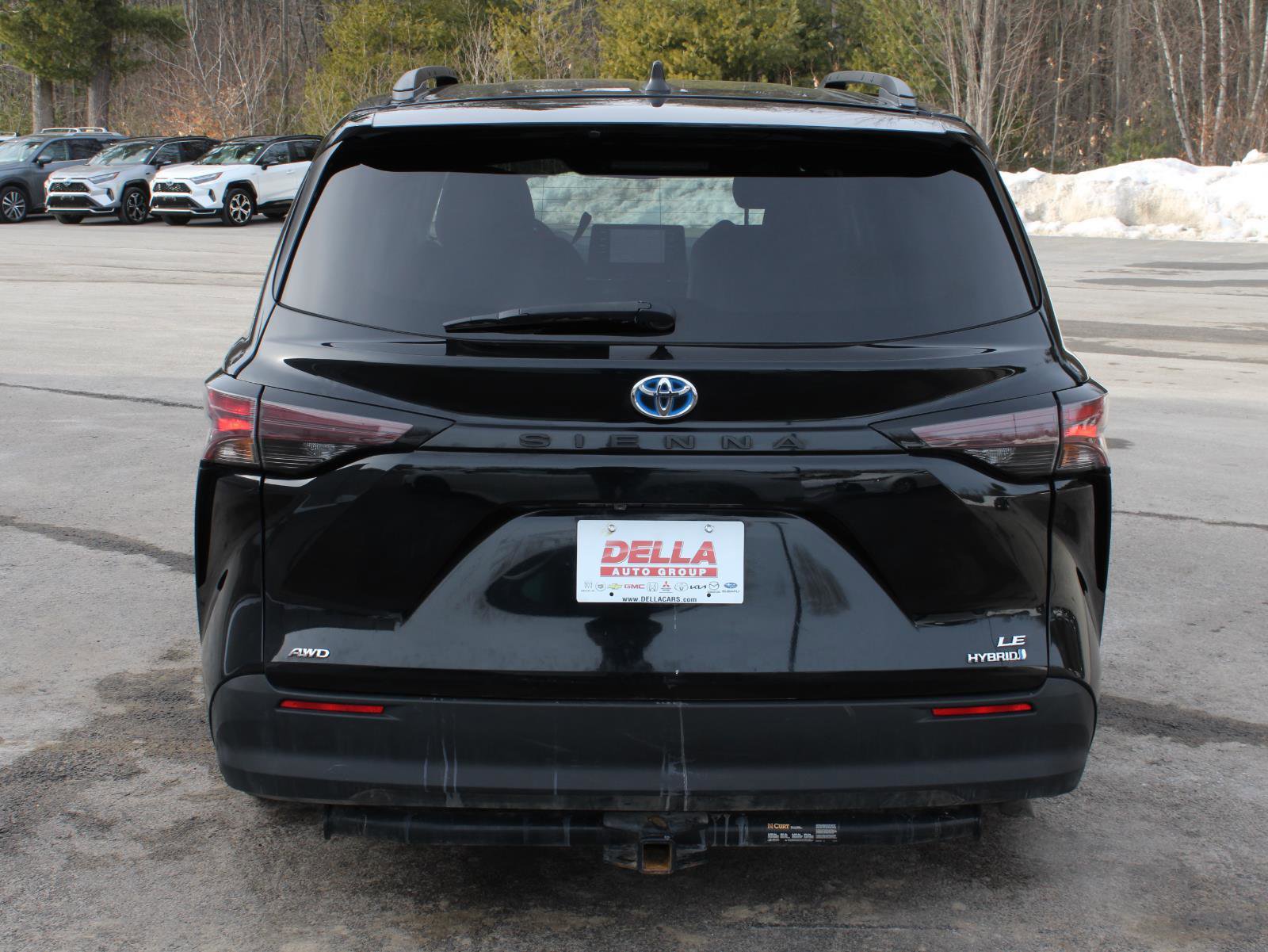 Used 2024 Toyota Sienna LE w/ LE Plus Package image 6