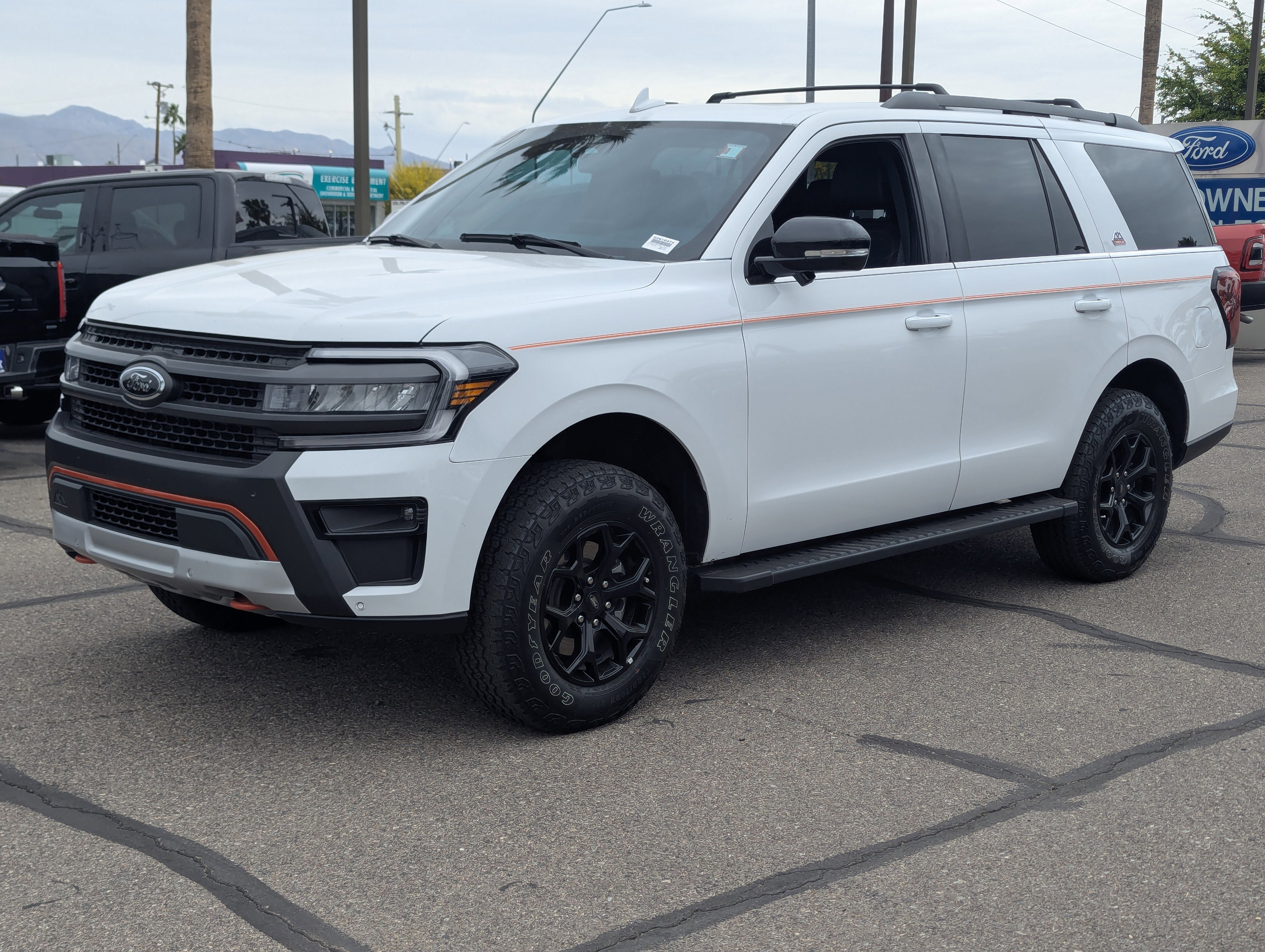 Used 2023 Ford Expedition Timberline image 5