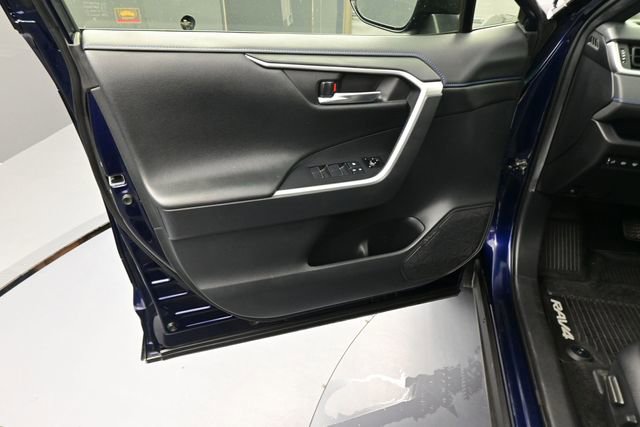 Certified 2019 Toyota RAV4 XSE w/ XSE Weather Package AWD/4WD image 88