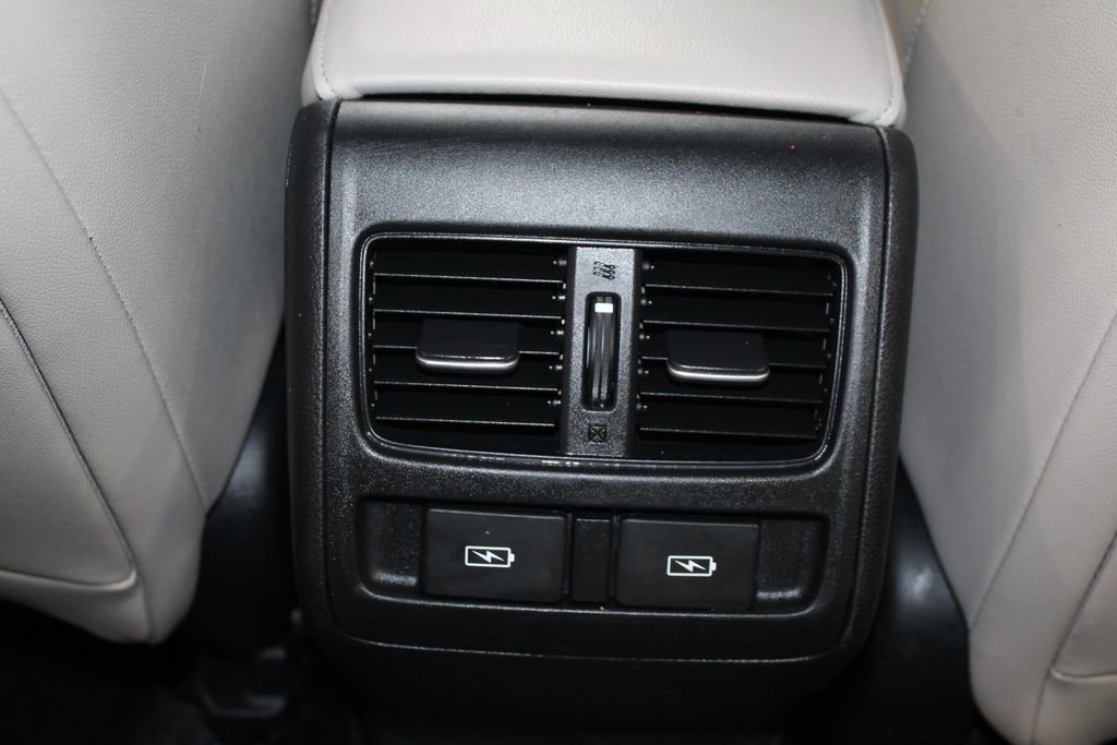 Used 2022 Honda Accord EX-L image 21