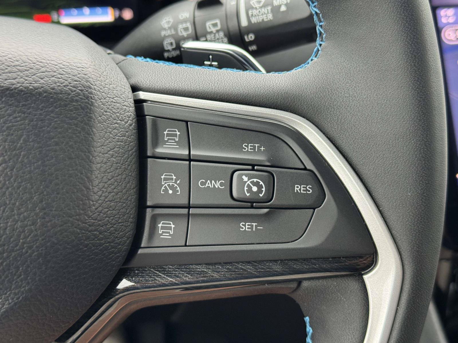 Used 2023 Jeep Grand Cherokee Trailhawk w/ Luxury Tech Group III AWD/4WD image 22