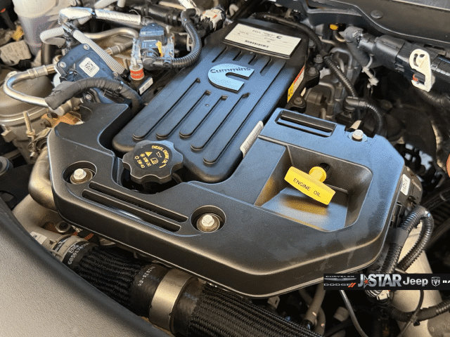 Used 2025 RAM 2500 Limited AWD/4WD image 29