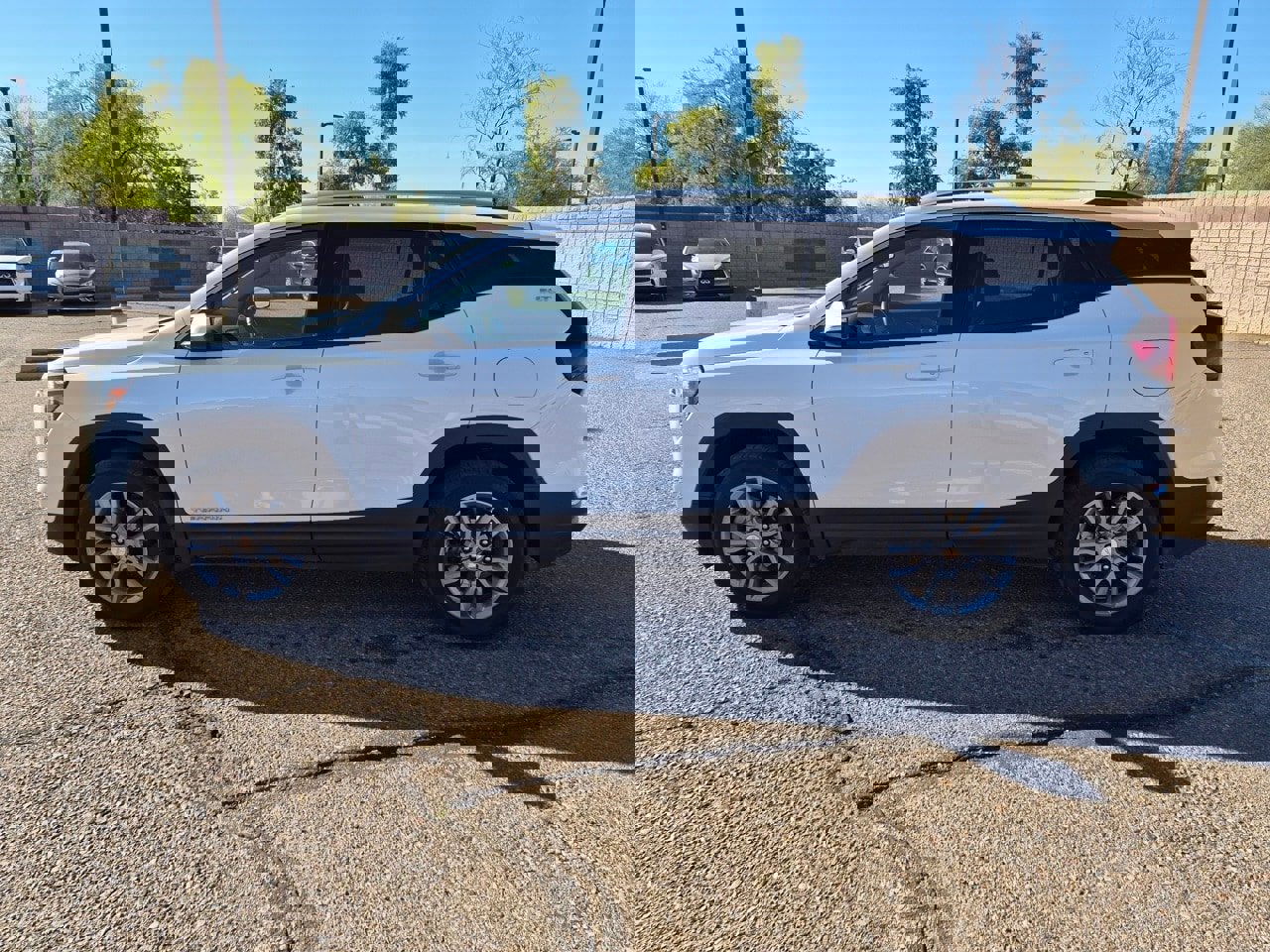 Used 2024 GMC Terrain SLT image 6