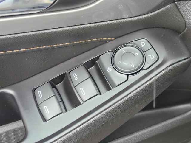 Used 2020 Chevrolet Traverse LT w/ LPO, Floor Liner Package FWD image 29