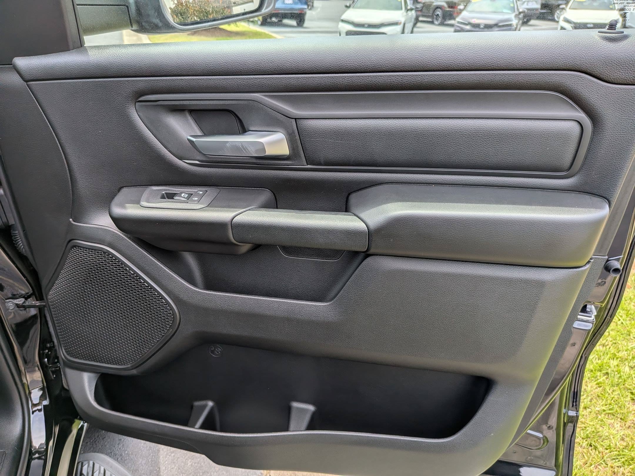 New 2026 RAM 1500 Express AWD/4WD image 22