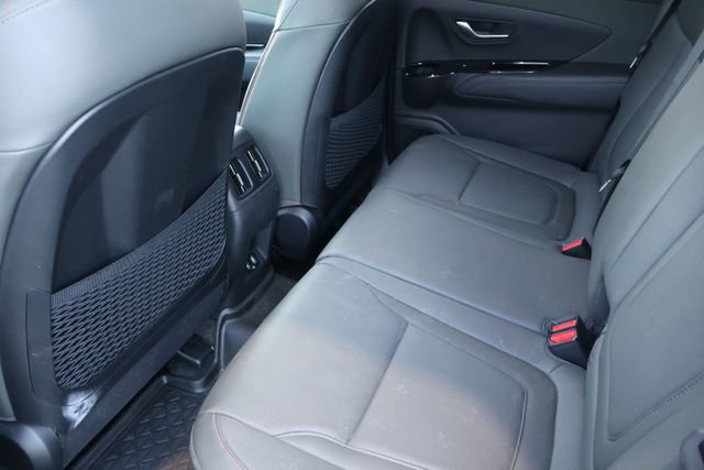 Used 2023 Hyundai Santa Cruz Limited image 8