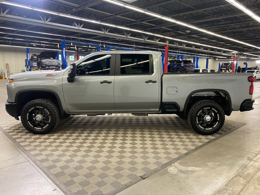 Used 2024 Chevrolet Silverado 3500 W/T w/ WT Convenience Package image 6