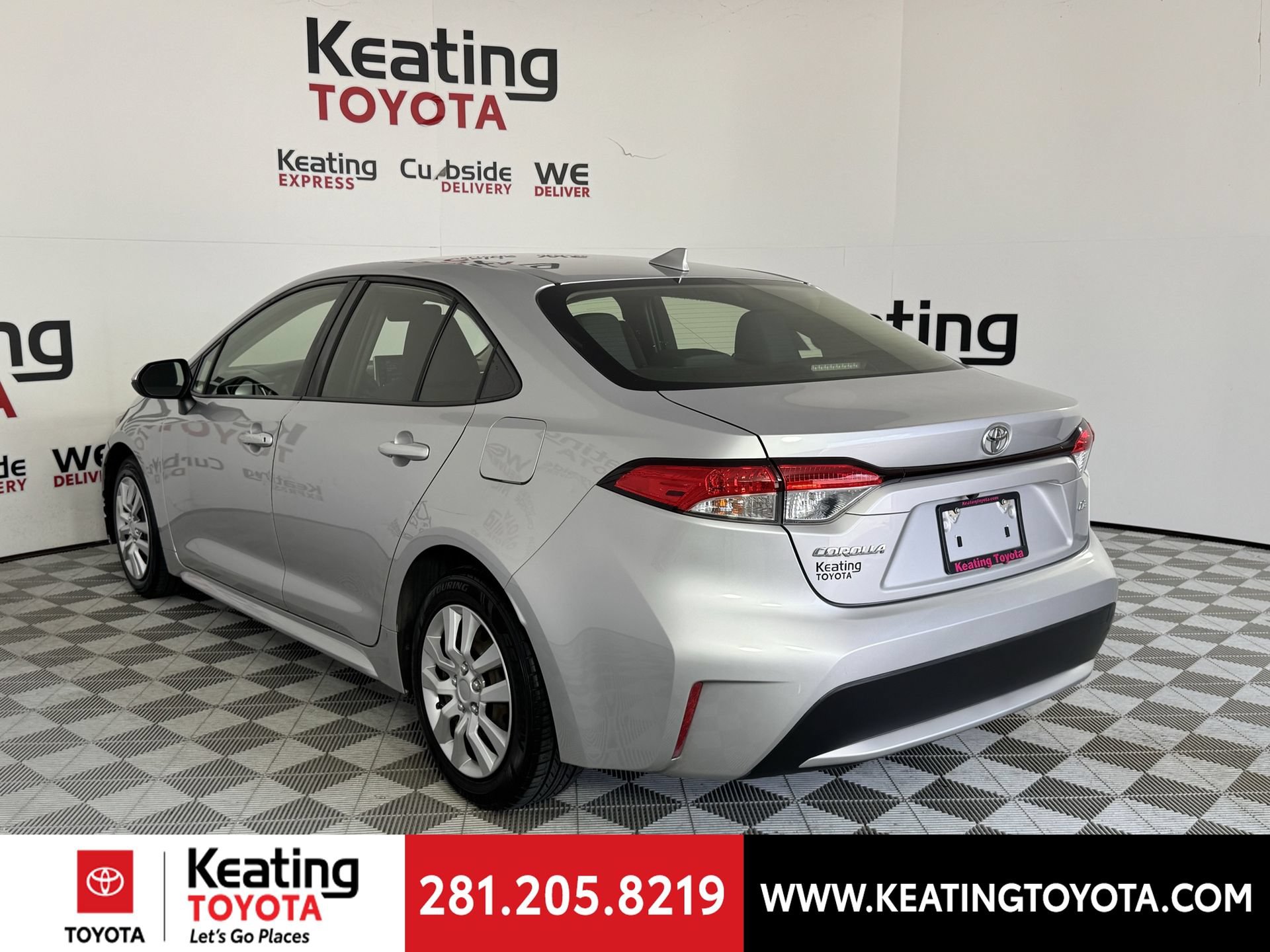 Used 2020 Toyota Corolla LE FWD image 7
