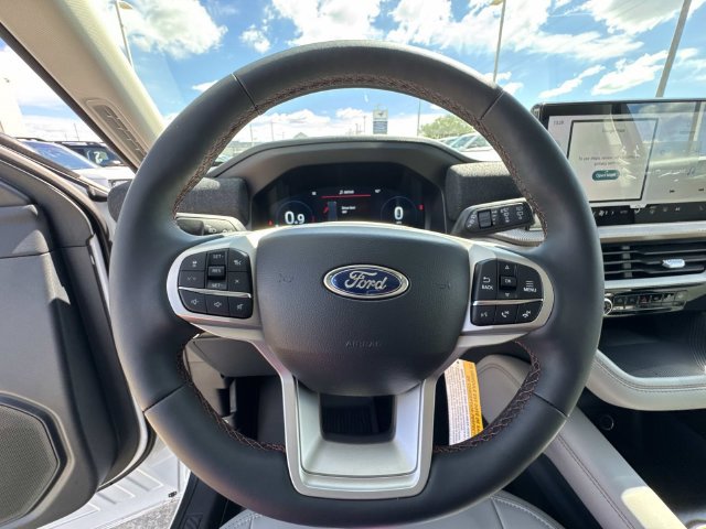 New 2026 Ford Explorer Active w/ Active Comfort Package RWD image 22
