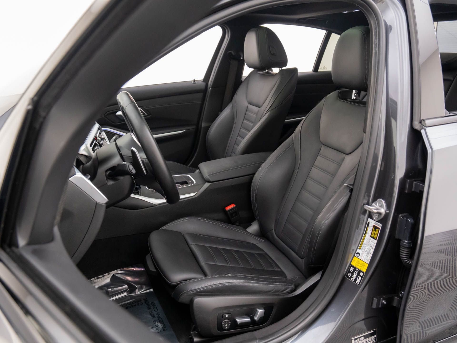 Used 2022 BMW M340i xDrive w/ Premium Package image 11