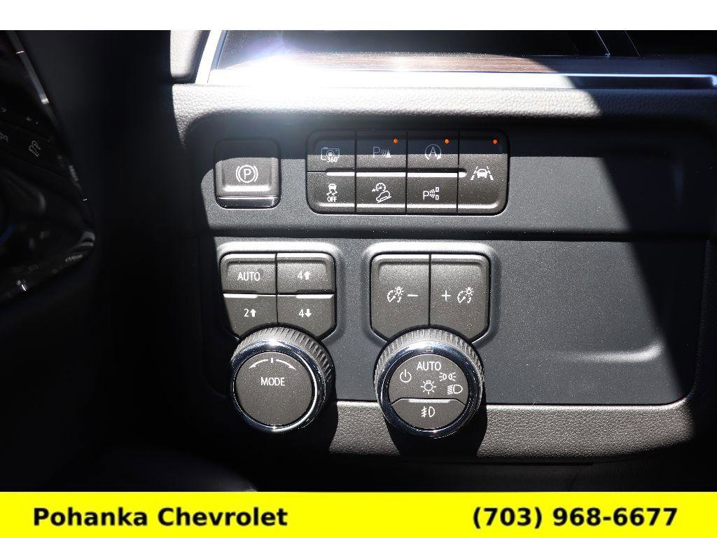 New 2026 Chevrolet Suburban Z71 w/ Comfort Package image 14