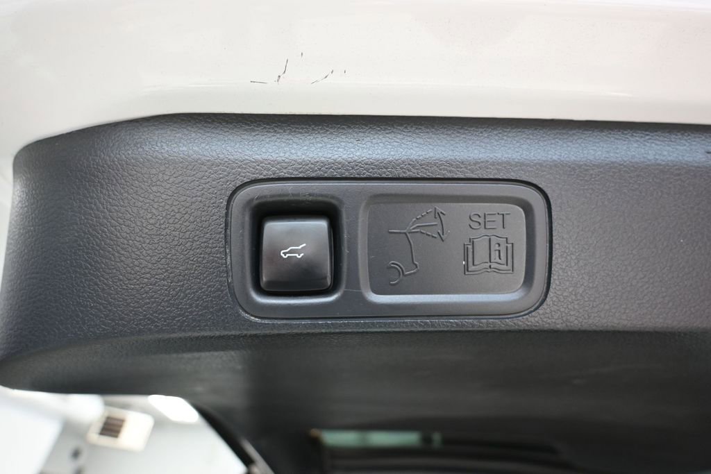 Used 2022 Ford Expedition Max XLT AWD/4WD image 45
