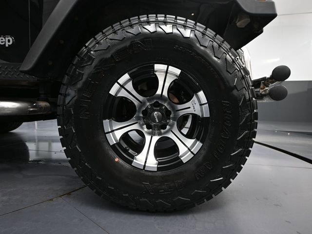 Used 2002 Jeep Wrangler X AWD/4WD image 14