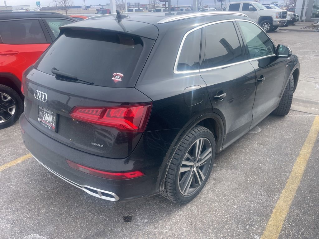 Used 2020 Audi Q5 e Premium Plus w/ Premium Plus Package image 5