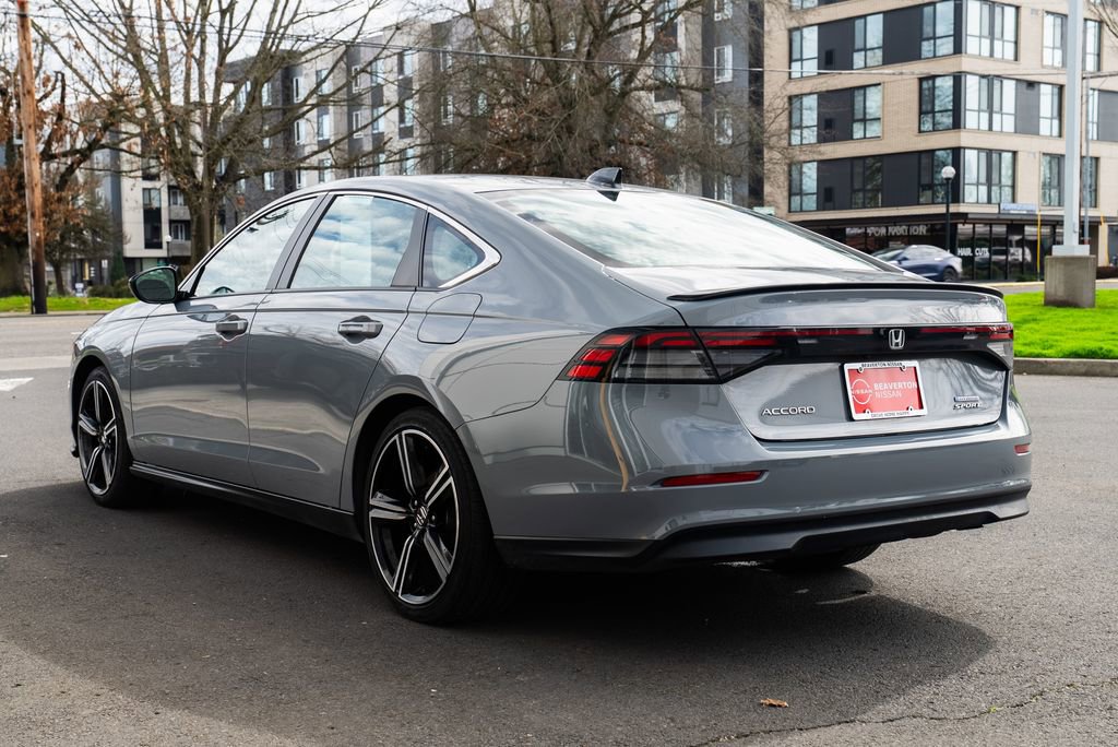 Used 2023 Honda Accord Sport image 4