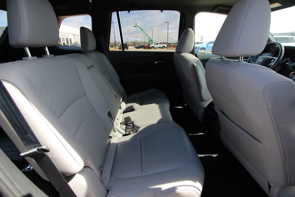 Used 2021 Honda Passport EX-L image 9