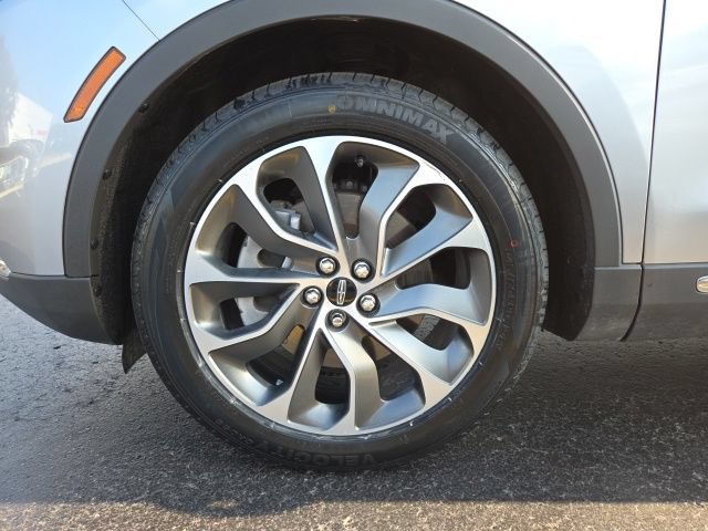 Used 2021 Lincoln Nautilus Reserve FWD image 27