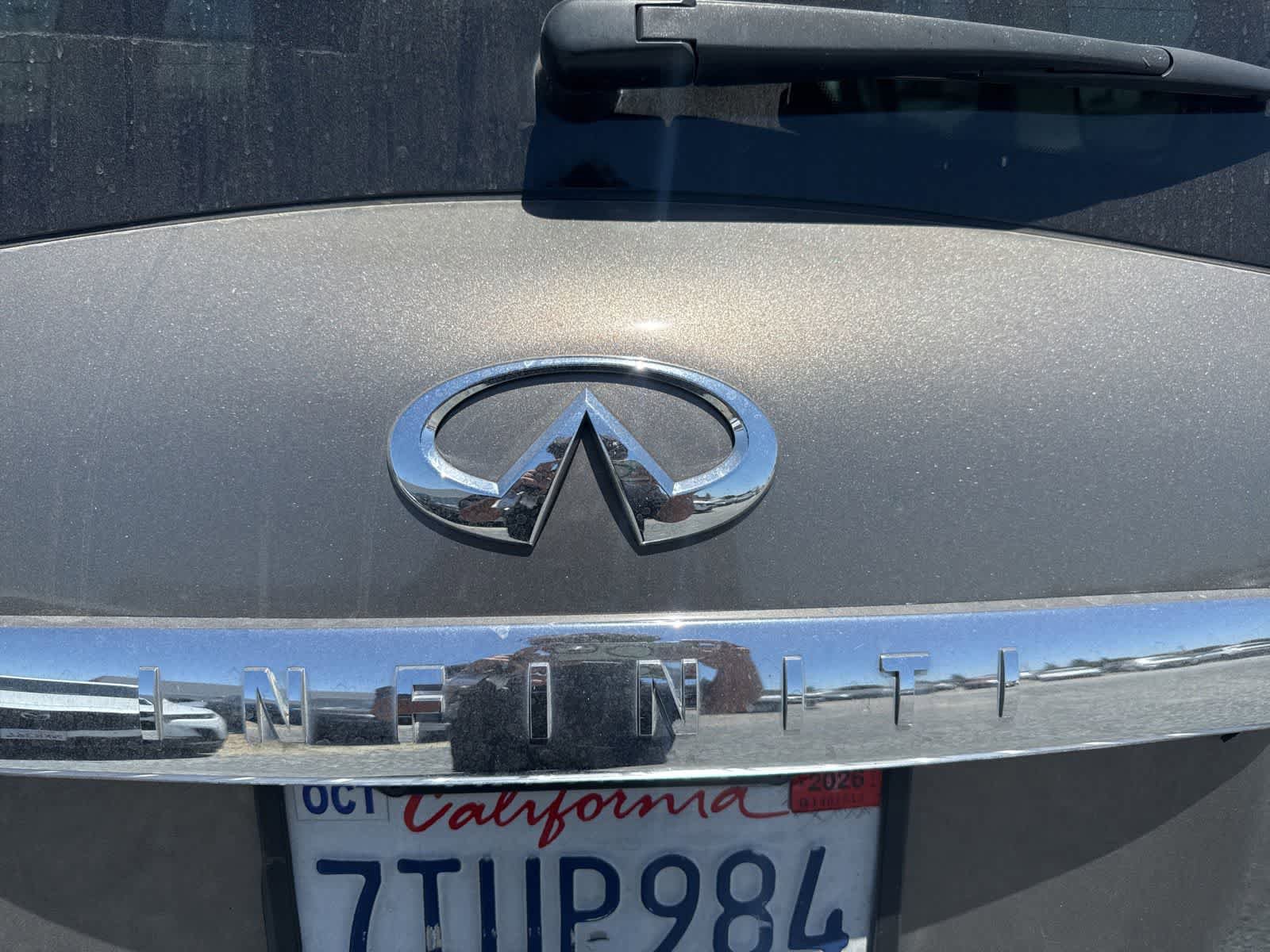 Used 2016 INFINITI QX80 4WD w/ Driver's Assistance Package image 9