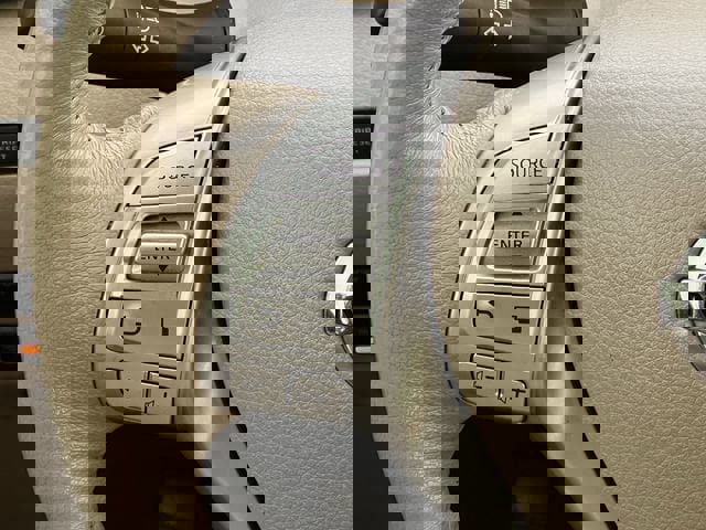 Used 2015 Nissan Rogue SL w/ SL Premium Package image 12