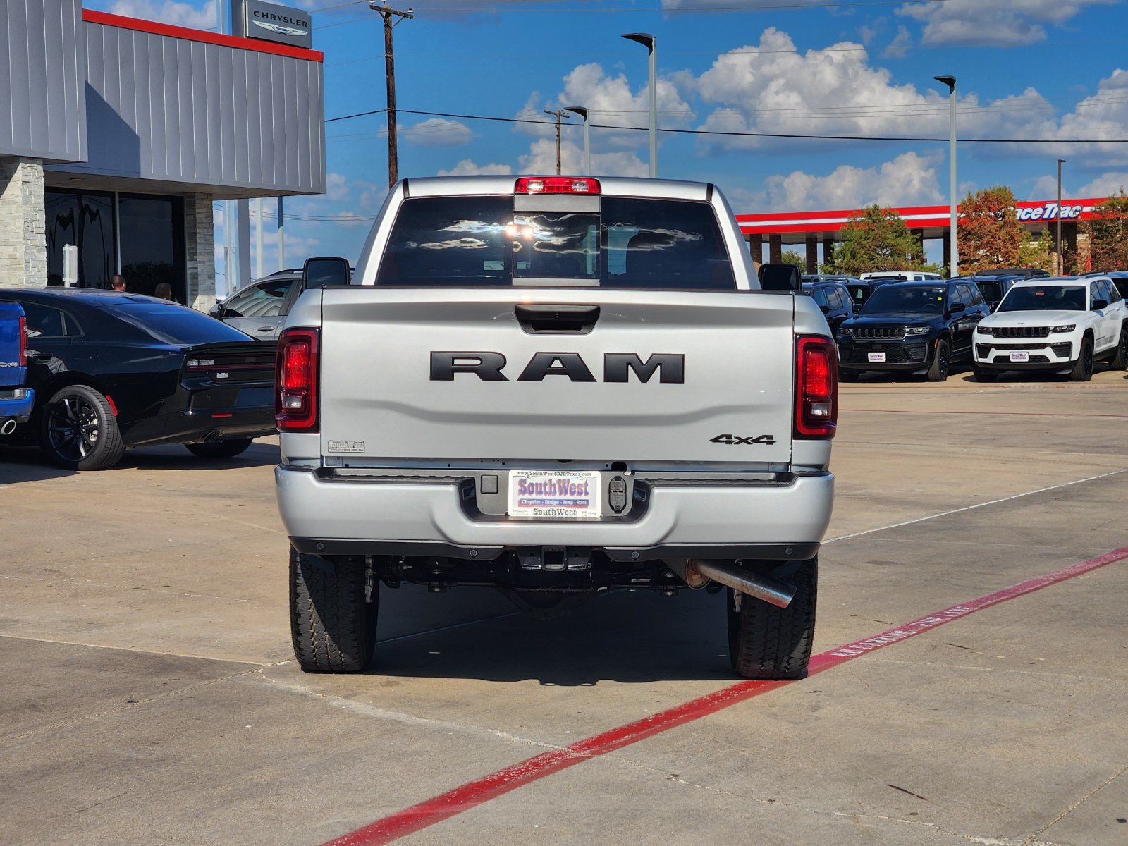New 2027 RAM 2500 Tradesman AWD/4WD image 8