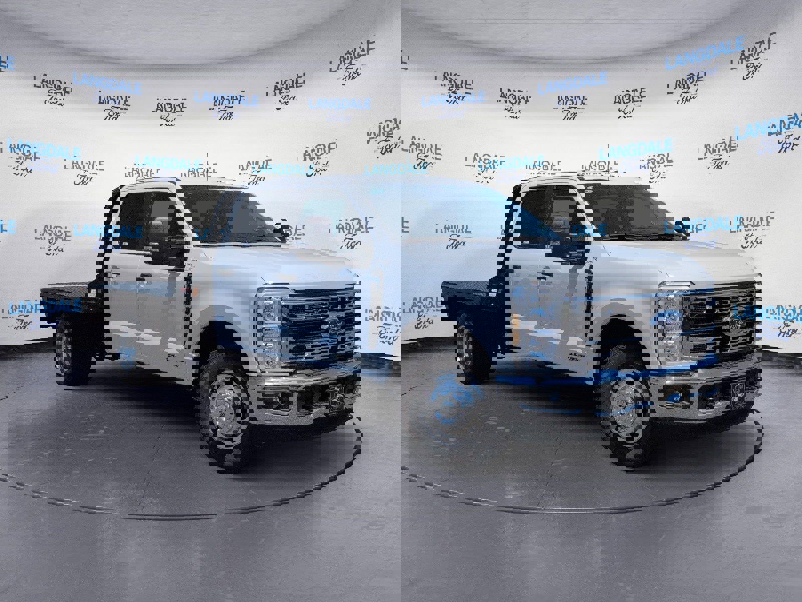 New 2025 Ford F350 XL w/ XL Chrome Package video 2