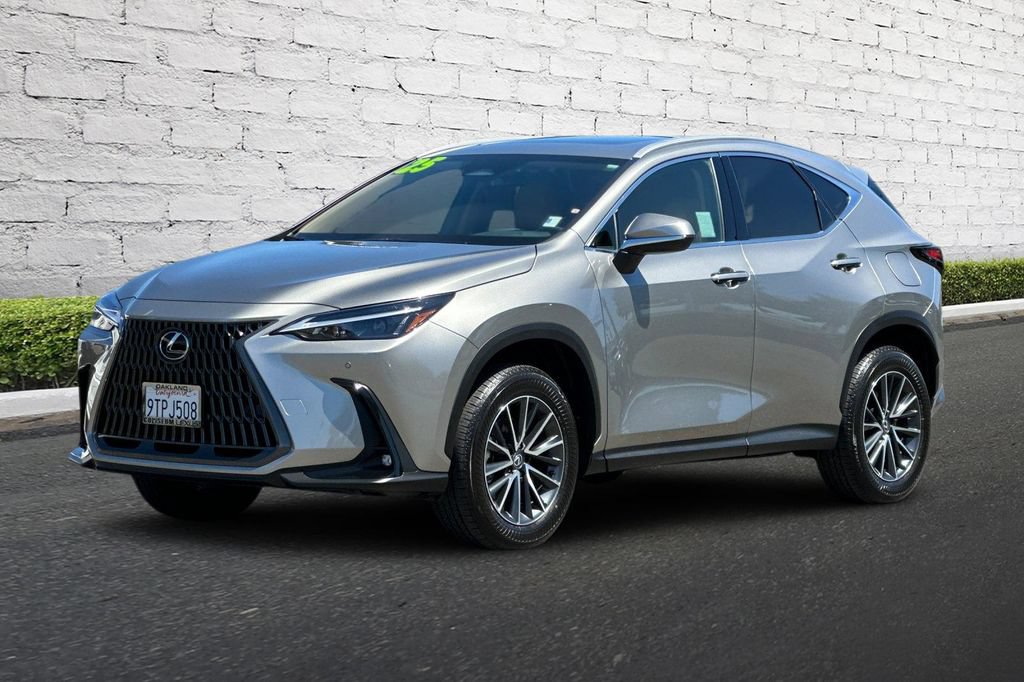 Used 2025 Lexus NX 250 FWD w/ Accessory Package (Z2) image 8