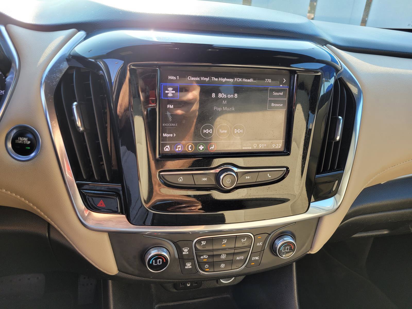 Used 2023 Chevrolet Traverse LS AWD/4WD image 21