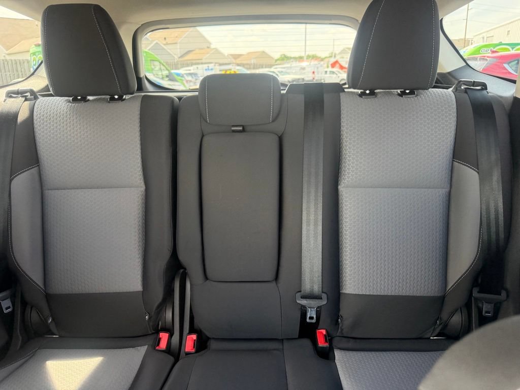 Certified 2018 Ford Escape SE w/ SE Sync 3 Package FWD image 34