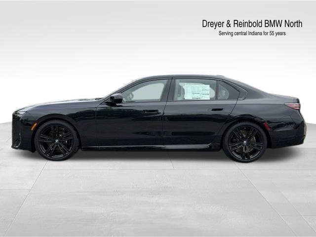 New 2027 BMW 740i xDrive w/ Executive Package AWD/4WD image 2