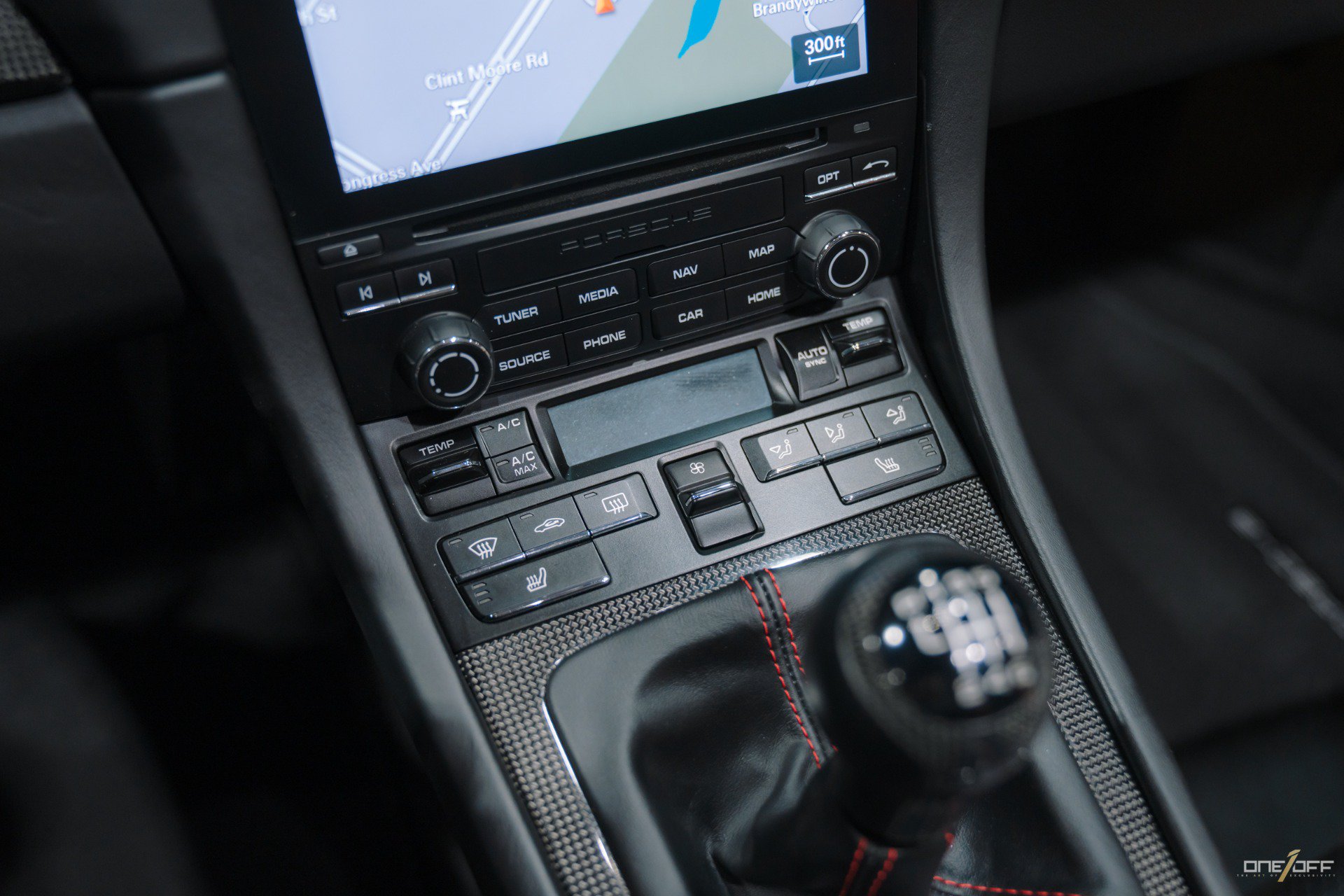 Used 2019 Porsche 911 Speedster RWD image 46